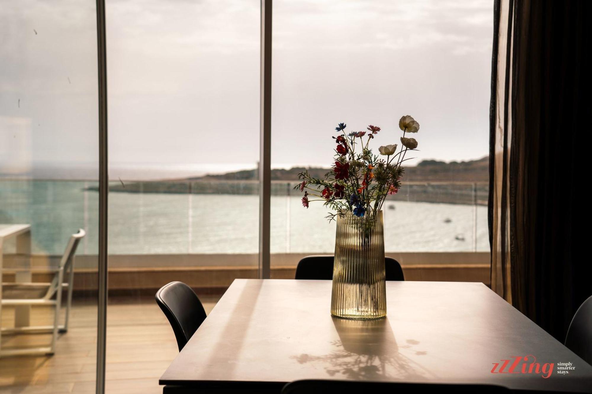 Stunning Sea Views From A Gorgeous Penthouse San Pawl il-Baħar