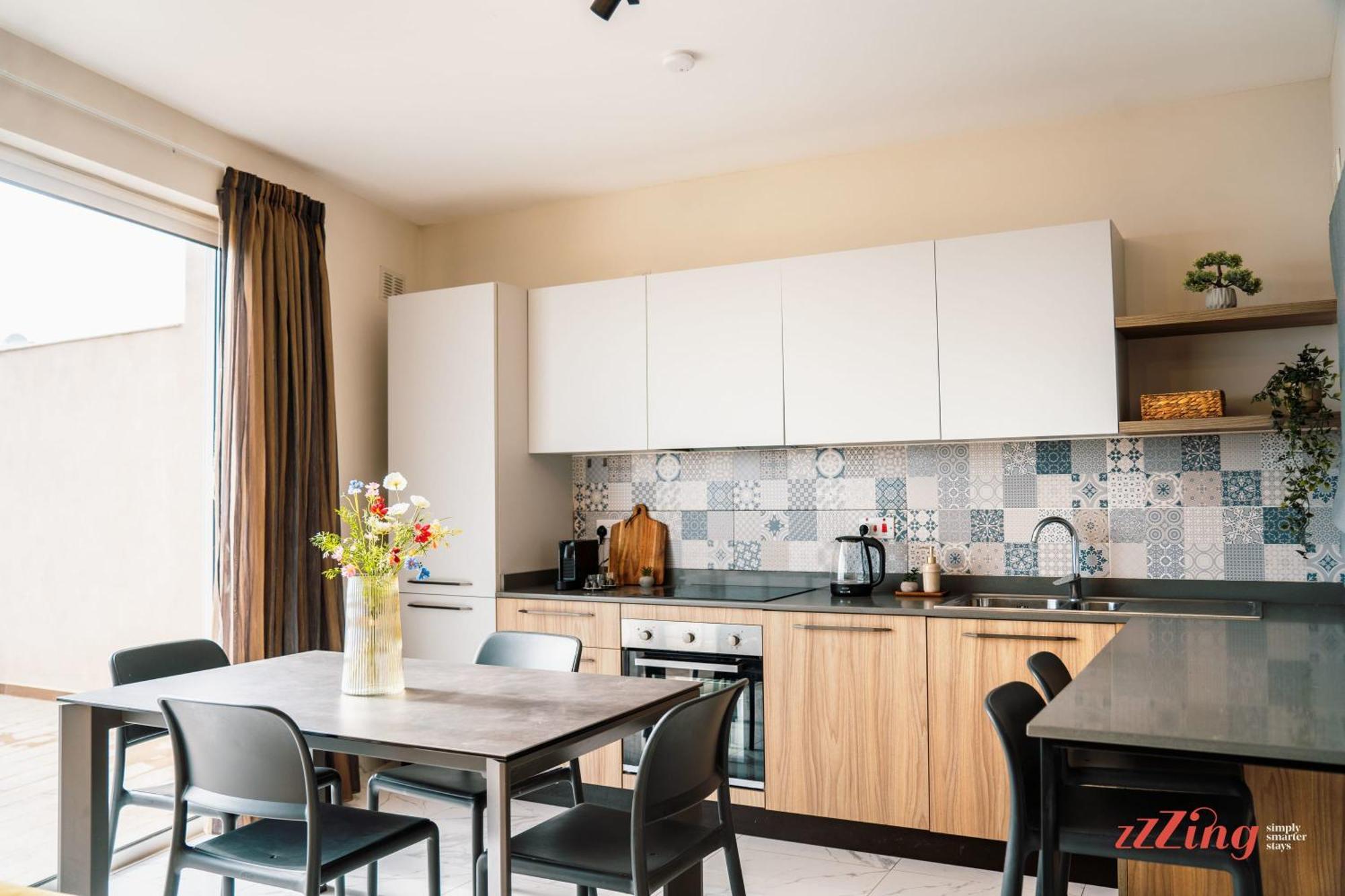 Stunning Sea Views From A Gorgeous Penthouse *